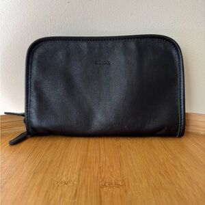 Minooy Bali Leather Organizer Travel Clutch – Black‎